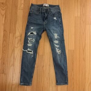 Abercrombie Kids Super Skinny Denim Jeans distressed size 9/10